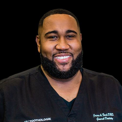 23 TBS Headshot Dr Jason Ford p 500